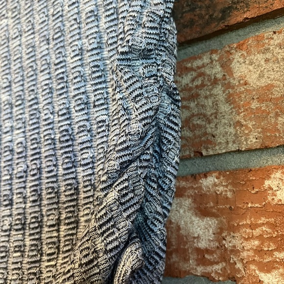 Fitz + Eddie Crop Ruched Sides Shirt XS - Picture 6 of 7